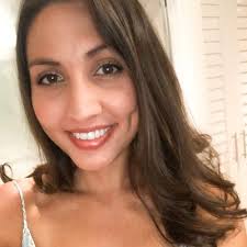 Savannah Gentry (@savgentry)