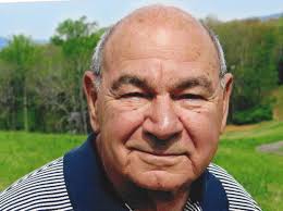 Robert Pasquarella's Instagram, Twitter & Facebook