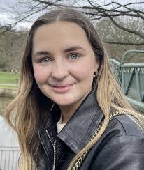 Jacqueline Heaton's Instagram, Twitter & Facebook