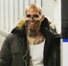 Esquadrão suicida estreou em nova york em 1 de agosto de 2016 e foi lançado nos cinemas em 04 de agosto de 2016 em 2d, 3d e imax 3d. El Diablo Esquadrao Suicida