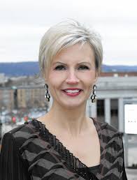 Renee Murdock named corporate responsibility officer at KeyBank, and other  hires and promotions