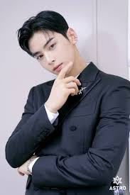 In the past, the idol has been linked to astro's cha eunwoo, which has caused many to wonder about her relationship status. Astro Cha Eun Woo Relationship Status 2021 Truth About His Alleged Romance With Twice S Dahyun And G Friend S Sowon Kpopstarz