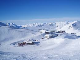 Enneigement & hauteurs de neige les 2 alpes. Les Meilleures Stations De Ski Pour Debutants Dans Les Alpes Guide Ultime Pour 2021 Skibro Blog