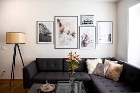 Einrichtungsidee So Pimpst Du Deine Wohnung Mit Wandbildern In 2020 Wohnzimmer Gestalten Wohnzimmer Ideen Wohnung Mobel Bestellen