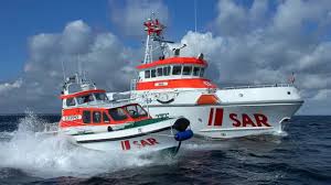 Niendorf Ostsee: Katamaran kentert – Seenotrettung im Einsatz! - Imagen principal del artículo
