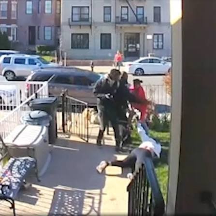 🚨 NYC WOMAN BEATS ELDERLY OVER DOG POOP: 75-Year-old NYC Grandma Brutally  Beaten Over Dog Poop Clean-Up Request Until Navy Vet Neighbor Steps In 😱 A  75-year-old grandmother was pummeled when she