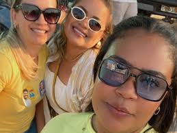 💙💛Eita que felicidade!!! Ver que Campina já decidiu por @brunocunhalima  prefeito! É povo, é moto, é carro, todos juntos para que Campina continue  no progresso. 4️⃣4️⃣✓ 🙏🏻❤️Agradeço demais o carinho das ruas,