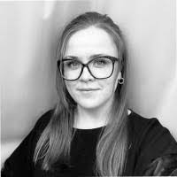 Linda Brandel's Instagram, Twitter & Facebook