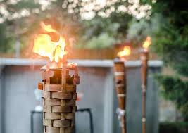 Diy Outdoor Lighting 8 Cool Outdoor Lights Bob Vila