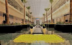 Iran mall bazaar called iran mall as one of the top five malls in the world is one of the largest commercial, cultural and social projects located between the two metropolises of tehran and karaj. Iran Mall Iran Travel Tour Agency Oasisiran