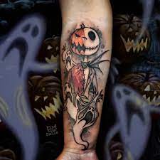 I am a 100% cat person and i'm convinced i was one in my past life. Aw Man I Was Saving This One For Halloween And Totally Forgot Worldfamousink Ultimatetattoosupply Electrums Tattoos Halloween Tattoos Tattoo Designs