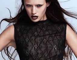 Ella Martell Projects :: Photos, videos, logos, illustrations and branding  :: Behance