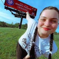 Isaac Tompkins's Instagram, Twitter & Facebook