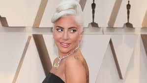 Lady gaga shows a glammed out look with a blonde wig and big eyelashes. Lady Gaga Goes Makeup Free Rocks Pink Hair In New Selfie Hollywood Life