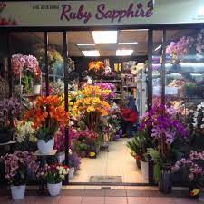 Kedai gift merupakan pembekal trofi, medal, plak, kristal serta cenderamata korporat yang terbesar di shah alam sejak tahun 2010 lagi. Ruby Sapphire Florist Home Facebook