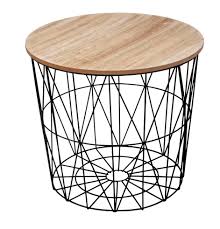 Bout de canapé ou autre usage réalisé à partir d'un piétement de casiers métalliques. Bout De Canape Scandinave Cross Noir Bout De Canape Scandinave Bout De Canape Table Cafe