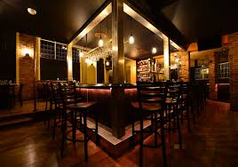 Roberto's Real American Tavern