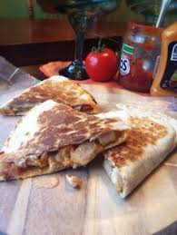 Taco Bell Chicken Quesadilla Recipes Food Creamy Chipotle Sauce