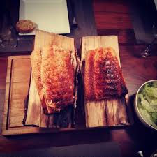 Flammlachs Einfach Selbst Gemacht Bulliventures Flammlachs Flammlachs Rezept Lachs Im Blatterteig