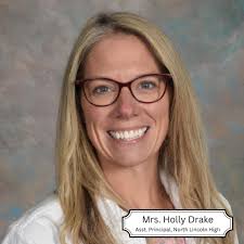 ✨📸 #FlashbackFriday ✨ This week we're featuring Mrs. Brittany Dellinger  Link