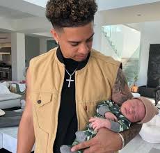 He is expecting a second child with his girlfriend. Austin Mcbroom Phone Number Whatsapp Number Mobile Number Office Address Email Id Bnnfeed