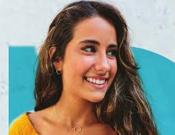 Devon Cramer's Instagram, Twitter & Facebook