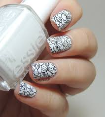 Jan 23, 2021 · whether you're looking for great nail art ideas for a holiday like easter or simply a design that captures the magic of springtime,. Black And White Floral Nail Art By Marine Loves Polish Nailpolis Museum Of Nail Art
