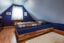Bett mit schrankuberbau fotografie fein und hervorragend. Galerie Inlignum Mobel Schlafzimmer Dachschrage Bett Unter Dachschrage Dachschrage Einrichten