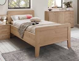 Betten mit 90 x 200 cm größe sind meist die erste wahl, wenn kaufinteressenten nach ein bettgestell in 90 x 200 cm ist platzsparend und vielseitig einsetzbar. Seniorenbetten Gunstig Betten Fur Senioren Kaufen Betten De