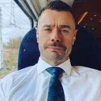 Anthony Iles's Instagram, Twitter & Facebook