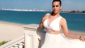 Bahasa indonesia deutsch english español français italiano polski português tiếng việt türkçe русский हिन्दी 한국어 日本語 繁體中文 العربية. Trishala Dutt Here S Why Trishala Dutt Is Staying Quiet About Sanjay Dutt S Biopic Sanju Hindi Movie News Times Of India