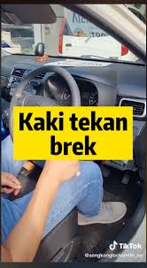 (open the door!) guy behind door:siapa ini? 6vsho6jpgttgmm