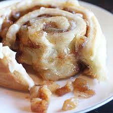 Apple Pie Cinnamon Rolls Recipe In 2020 Cinnamon Rolls Cinnamon Buns Food