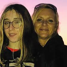 Angie's list is absolutely horrible. Time for a class action lawsuit.