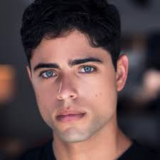 Next Stop, Christmas (2021) Full Cast & Crew