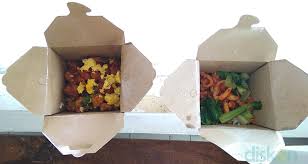 Biasanya rice box ini berisikan nasi beserta lauk rumahan yang sederhana namun dikemas lebih kekinian. Menu Nasi Masa Kini Dalam Sebuah Box Maji Kitchen Jogja