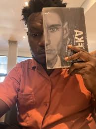 Kafka Papua, Kafka Borneo dan Kafka Sumatra. Lukisan wajah Kafka oleh  Nasirun Khan, tapi didesign oleh Yos Yuswinardi, menjadi separuh wajah  Kafka. Kreatifitas muncul dari pembaca dan penulisnya di buku ini, maka