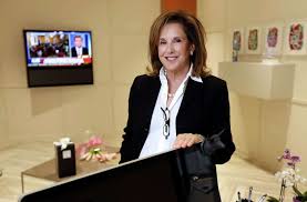 Somebody's Mother's celebrates 10th anniversary of chocolate sauce launch