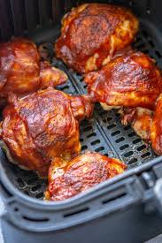 One of my favorite things (other than fries) to make in the air fryer is chicken wings. Air Fryer Bbq Chicken Garnished Plate