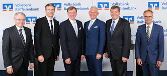 Ob praktikum, ausbildung oder quereinstieg. Vertreterversammlung Und Verschmelzung Bei Vr Bank Rosenheim Chiemsee Eg Samerberger Nachrichten