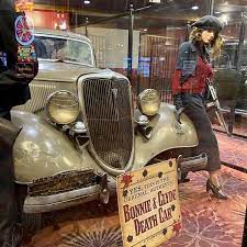Starting from the second it was stolen to the last bullet that impaled it. Fotos Bei Bonnie Clyde Death Car Jean Nv
