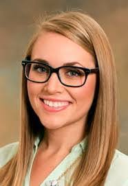 Nicole Pelc's Instagram, Twitter & Facebook