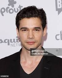 204 Steven Cable Or Photos & High Res Pictures