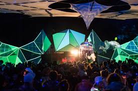 Anchored in the techno scene, the festival brings in the biggest names to the. Angenehm Unangenehm Geschichten Vom Mit Dir Festival
