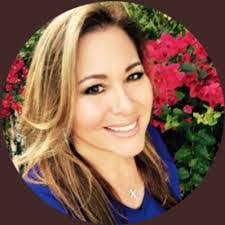 Lori Wilhoit's Instagram, Twitter & Facebook