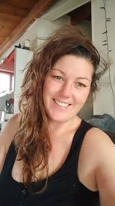 Bonjour tout le monde laura du 80