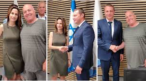 חרז ביקש אישור מיוחד ממשרד התיירות להדריך בשפת היידיש, האישור לא ניתן בקלות, לאחר שבמשרד התיירות לא מצאו מוסד מוסמך שיוכל לבחון. Ugsbozkg4o2awm