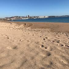 Que vous séjourniez au camping familial 5 étoiles la baume ou à la résidence de tourisme la palmeraie, les moments de bonheur partagés ne manquent pas au cœur des magnifiques espaces aquatiques. Boulangerie De La Plage Frejus Restaurant Bewertungen Fotos Tripadvisor