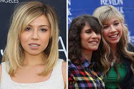 Jennette McCurdy Recalled The Time Her Mom “Flew Into Hysterics” When She  Asked If She Could Shower Alone After Finding It “Violating” Being Given  “Breast And Vaginal Exams” Until 18