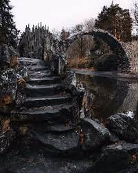 Lema On Twitter Le Pont Rakotz Rakotz Brucke Surnomme Le Pont Du Diable A L Interieur Du Parc De Kromalau Gabkenz Construit Au Milieu De 19e Siecle 1860 Le Reflet De La Riviere Rakotzee